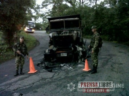 La versión del Ejército sobre la incineración de un vehículo en Cupiagua, que dejo una persona muerta y dos niños quemados