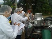 Operativos de control a expendedores de leche cruda en Yopal