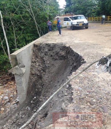 Oficina de Gestión del Riesgo repara daños causados por inundación en Villanueva 
