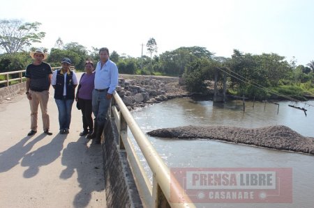 Obras de mitigación en puente vehicular de la Vereda La Manga de Yopal