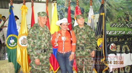 Comandante del Ejército estuvo en Yopal saludando a las tropas de la Octava División 