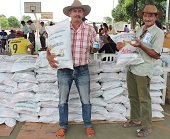 En Paz de Ariporo entregaron paquetes nutricionales a adultos mayores