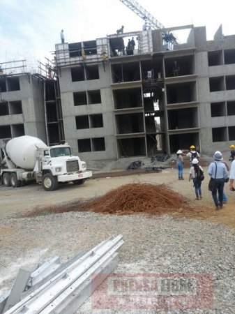 Gobernador recorrió obras de planes de vivienda en Yopal