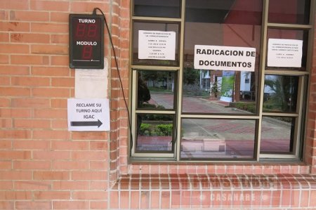 IGAC atiende a usuarios del impuesto Predial en la Alcaldía de Aguazul