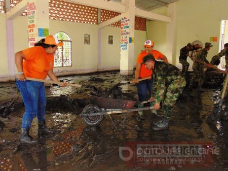 Soldados recuperan el colegio de la vereda &#8220;El Banco&#8221; en Pore afectado por creciente del río Pauto