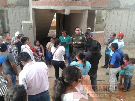 Beneficiarios de Torres del Silencio protagonizan nuevas protestas por demora en entrega de apartamentos