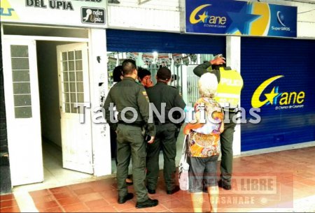 Delincuentes asaltaron sede de Súper Giros en Villanueva