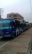 Transportadores de servicio colectivo de pasajeros realizan plantón en la Alcaldía de Yopal