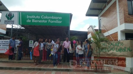 Trabajadores del ICBF Casanare en cese de actividades 