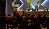 Al Gobierno le interesa que al sector petrolero le vaya bien, Presidente Santos 