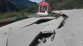 Emergencia en La Salina por deslizamientos de tierra