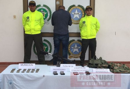 Integrante de las milicias del ELN capturado en Paz de Ariporo poseía abundante material bélico