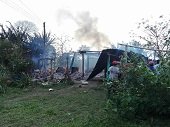 Incendio consumió vivienda de humilde familia en la vereda La Manga de Hato Corozal