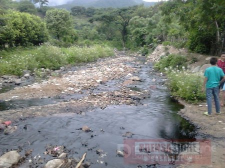 Emergencia ambiental por atentado al oleoducto Caño Limón Coveñas en Norte de Santander