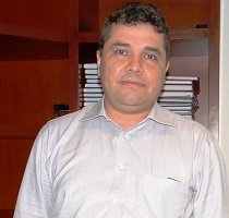 Consejo Superior de la Unitrópico ratificó al rector Oriol Jiménez