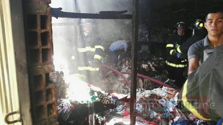 Millonaria pérdida dejó incendio en negocio en el Centro de Yopal