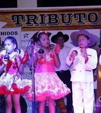 18 niños participaron en concurso departamental de cantos de vaquería 