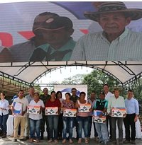 Oxy y comunidades de Arauca celebraron la entrega de 306 casas en los últimos cuatro años