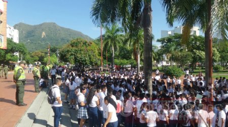 Maestros amenazan con cancelar clases en Yopal y retomar final del calendario educativo 2017 en enero del próximo año