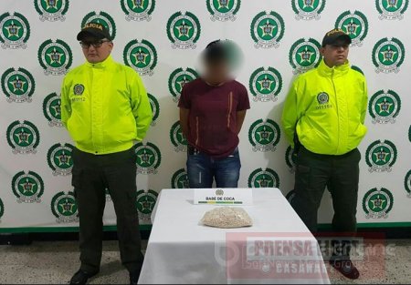 15 millones de pesos en cocaína transportaba viajero en su equipaje
