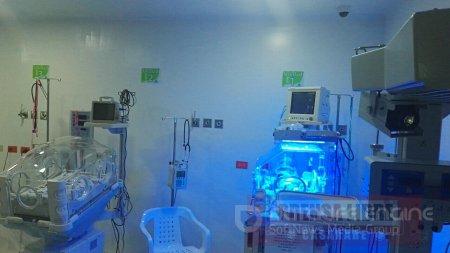 Otro bebé de 5 meses procedente de Aguazul  es atendido en la UCI del Hospital regional por dengue grave
