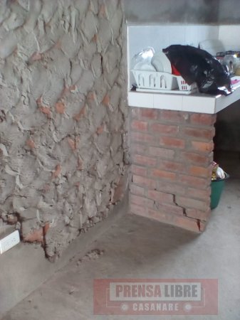 Volqueta de la Secretaría de Obras de Yopal causó graves daños a una vivienda y nadie responde