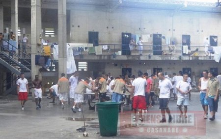 En huelga de hambre reclusos de la cárcel La Guafilla en protesta por cuarentena por brote de paperas