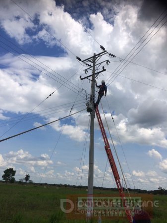 Mantenimiento en líneas eléctricas rurales de Yopal y Orocué