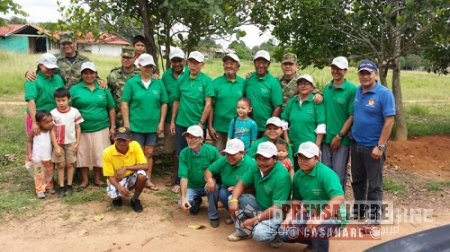 Fuerza de Tarea ARES  apoya a recuperadores ambientales en el Vichada