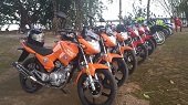 Alcaldía de Orocué entregó motocicletas a organismos de seguridad y socorro