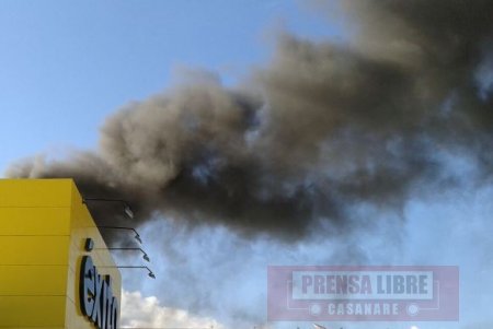 Incendio en Bodega del Centro Comercial Alcaraván