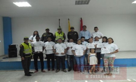Promotores de convivencia y seguridad graduó la Policía en el Barrio San Sebastián de Yopal