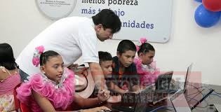 Ministro de las TIC coloca al servicio Kiosco Vive Digital en la vereda La Niata