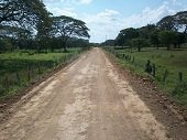 Hoy presentan proyecto de pavimentación de 6 kilómetros entre Trinidad y el pozo petrolero 
