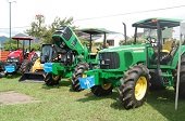 Alquiler de maquinaria agrícola a precios cómodos para pequeños productores de Yopal