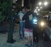30 jovencitos detenidos después de las 10 de la noche en establecimientos donde se expende licor