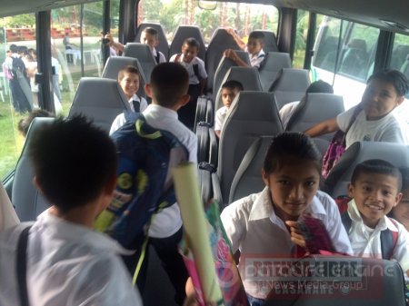 5 buses escolares donados por Equión fueron entregados a instituciones educativas de Yopal
