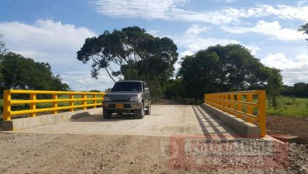 Inauguran puente vehicular sobre caño &#8220;Los Aceites&#8221; en el Corregimiento La Chaparrera de Yopal