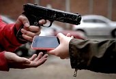 Gobierno anuncia nuevas medidas contra robo de celulares. Usuarios deben registrar sus teléfonos