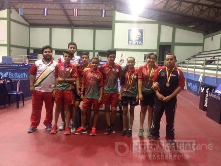 Medalla de bronce en Campeonato Nacional obtuvo equipo infantil femenino de tenis de mesa de Casanare