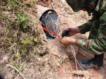 Desactivado artefacto explosivo en la vía marginal de la selva