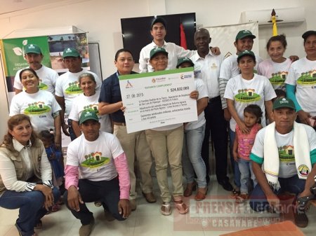 12 familias víctimas de la violencia en Casanare recibieron más de $500 millones para el desarrollo de empresas productivas