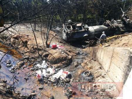 Gran afectación ambiental reportó Corporinoquia luego de accidente de carrotanque petrolero