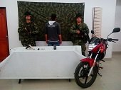 Ejército recuperó en Tame motocicleta que había sido hurtada en Hato Corozal y capturó a desmovilizado