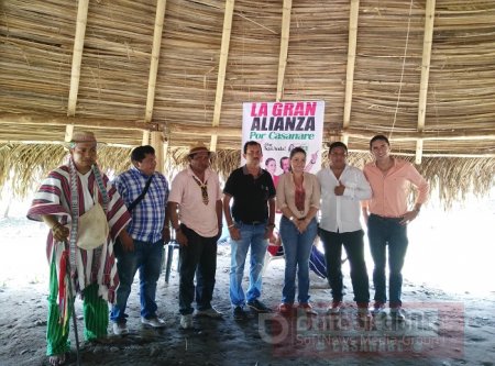 Fernanda Salcedo firmó acuerdo político con el Movimiento Alternativo Indígena y Social MAIS 