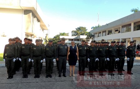 Juraron bandera 48 auxiliares bachilleres de Policía y 250 soldados regulares en Casanare