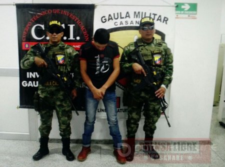 Dos milicianos de las FARC fueron capturadas señalados de múltiples casos de extorsión