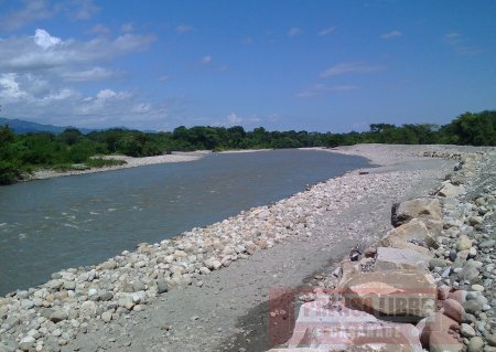 Listas obras de protección del rio Cravo Sur sobre el sector de Morrocolandia