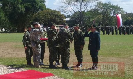 Comandante del Ejército presidió en Yopal ceremonia de transmisión de mando de la VIII División