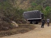Atentado contra vehículo de la Policía en zona rural de Aguazul dejó tres víctimas fatales